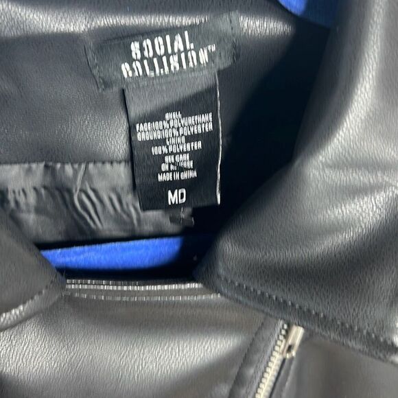 Hot Topic Social Collision Black & Silver O-Ring Moto Jacket Medium - Picture 2 of 6
